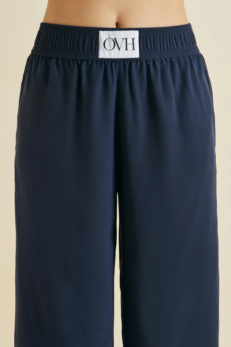 alabama_navy_pajamasin_silk_crpe_de_chine_5.webp Sale Olivia von Halle Alabama Navy Pajamasin Silk Crêpe de Chine