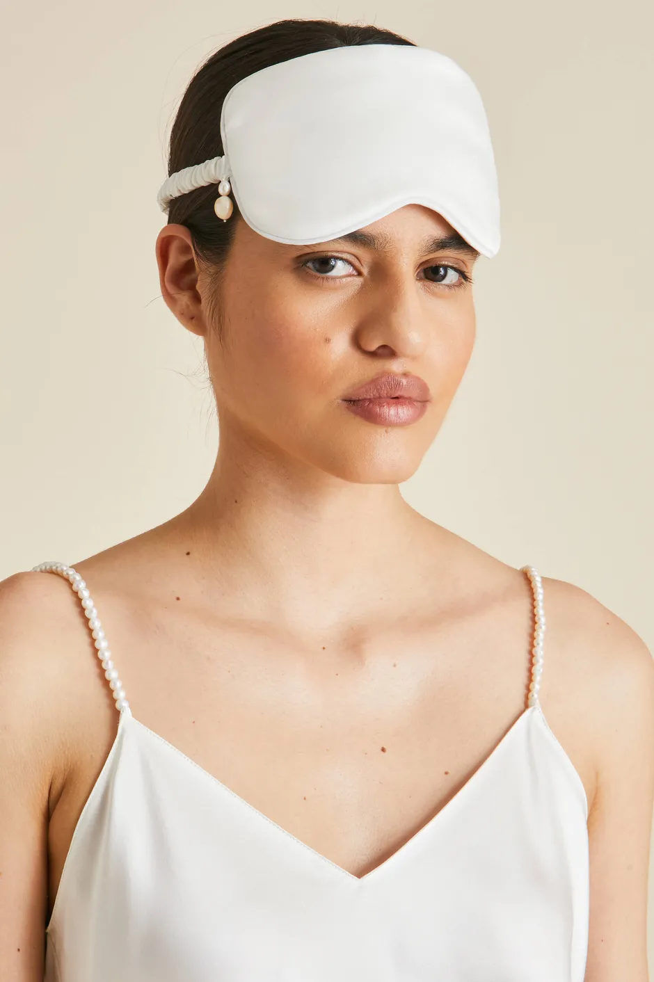 audrey_ivory_pearl_eye_maskin_silk_satin_2.webp Cheap Olivia von Halle Audrey Pearl Eye Maskin Silk Satin Ivory