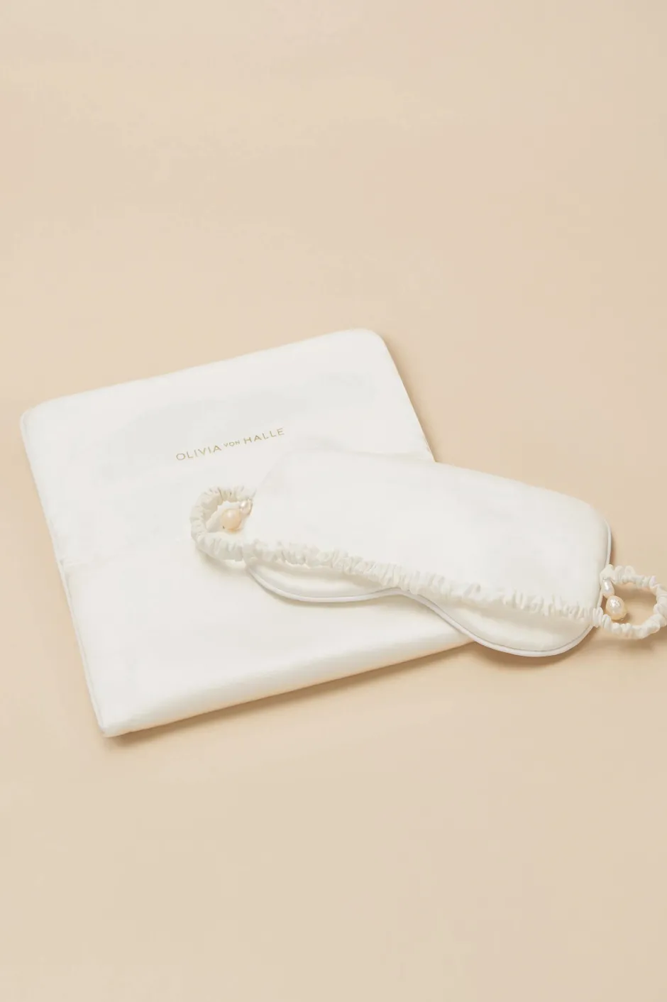 audrey_ivory_pearl_eye_maskin_silk_satin_3.webp Cheap Olivia von Halle Audrey Pearl Eye Maskin Silk Satin Ivory