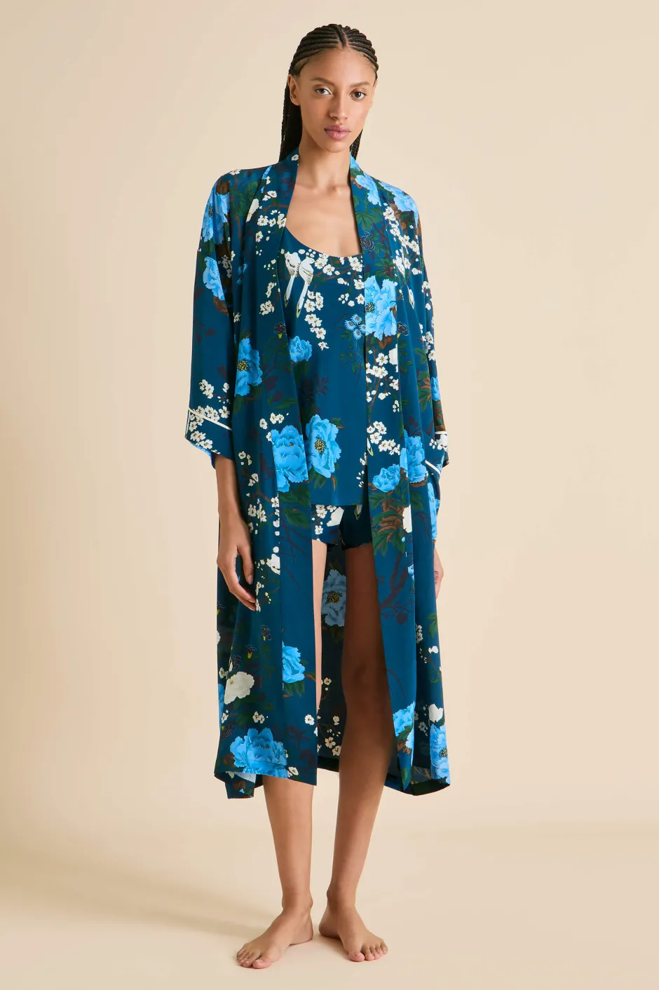 bella_tibatant_blue_floral_camisole_setin_silk_crpe_de_chine_4.webp Flash Sale Olivia von Halle Bella Tibatant Floral Camisole Setin Silk Crêpe de Chine Blue