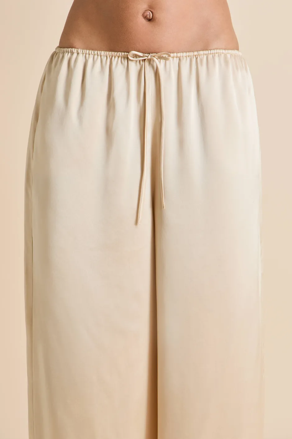 bliss_caramel_camisole_setin_silk_satin_6.webp Outlet Olivia von Halle Bliss Camisole Setin Silk Satin Caramel