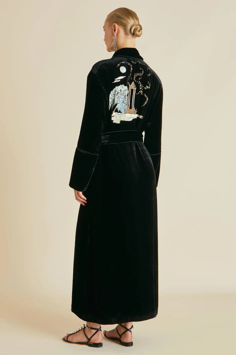 capability_arcadia_black_embellished_robein_silk_velvet_3.webp Flash Sale Olivia von Halle Capability Arcadia Black Embellished Robein Silk Velvet