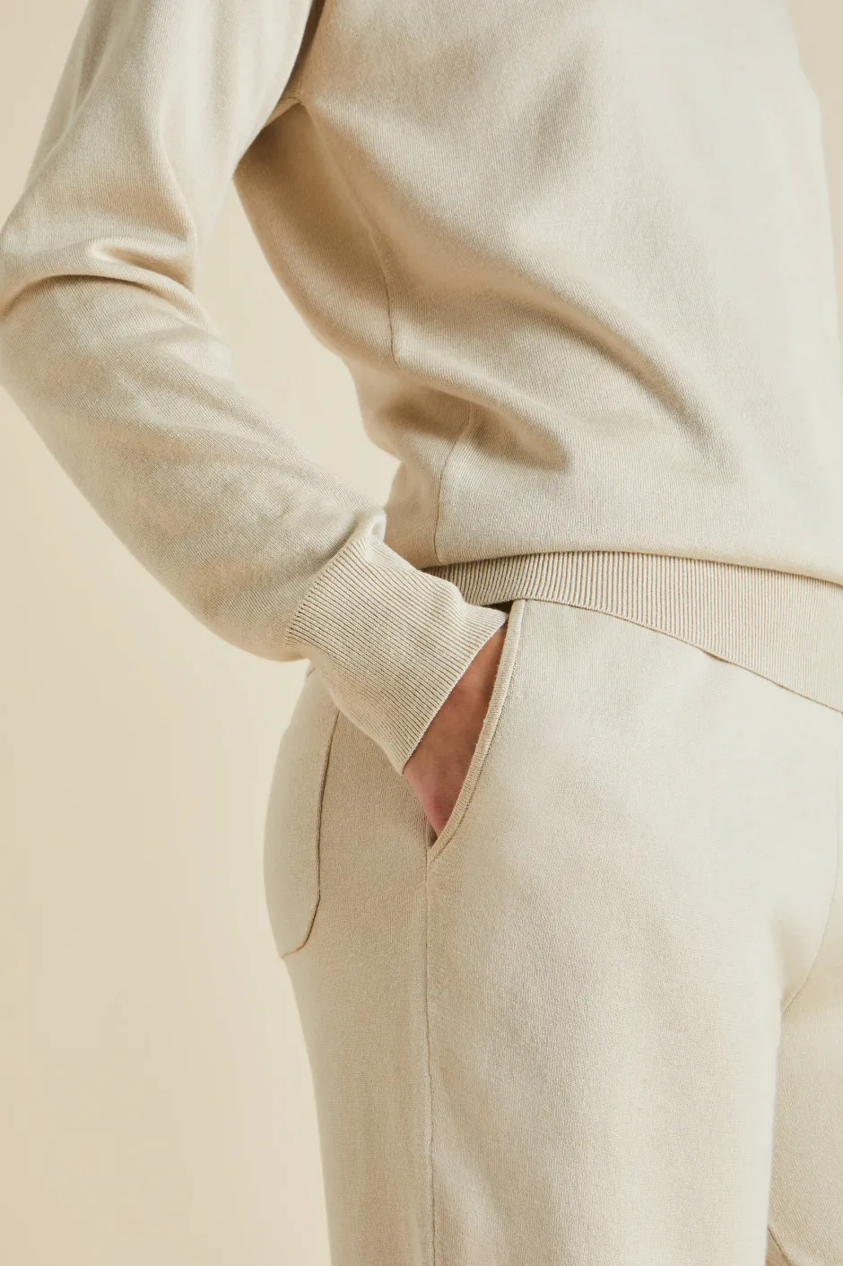 carmel_kasbah_cream_tracksuitin_silkcashmere_4.webp Hot Olivia von Halle Carmel Kasbah Tracksuitin Silk-Cashmere Cream