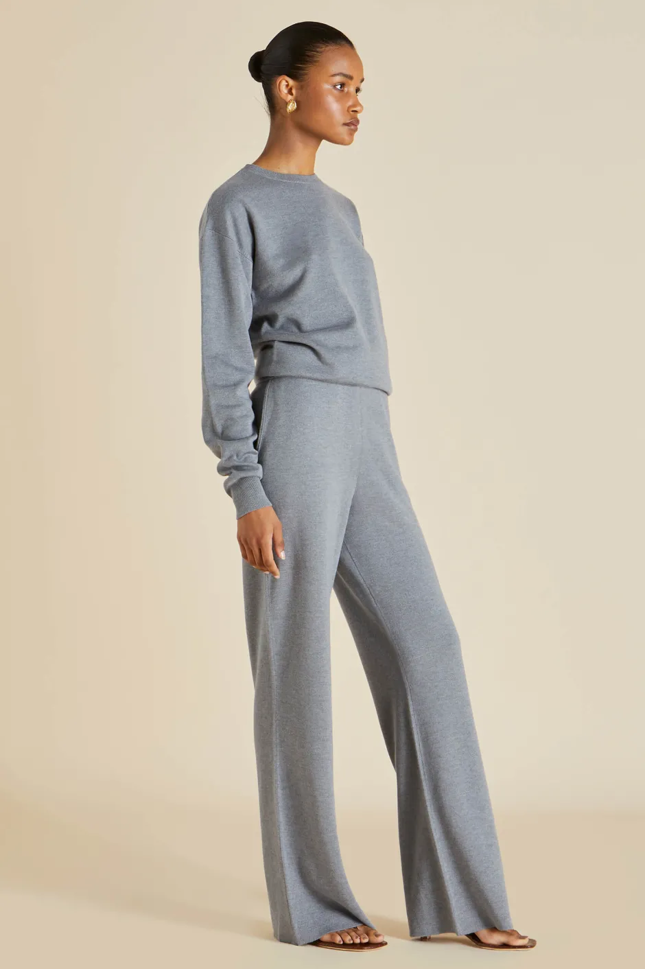carmel_london_gray_tracksuitin_silkcashmere_3.webp Sale Olivia von Halle Carmel London Tracksuitin Silk-Cashmere Gray