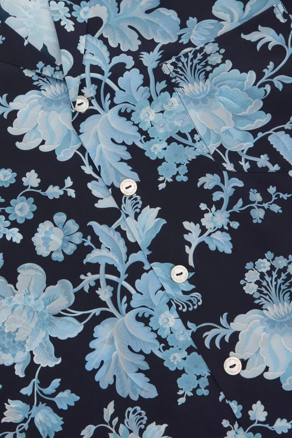 casablanca_alcides_blue_floral_pajamasin_silk_crpe_de_chine_6.webp Shop Olivia von Halle Casablanca Alcides Floral Pajamasin Silk Crêpe de Chine Blue