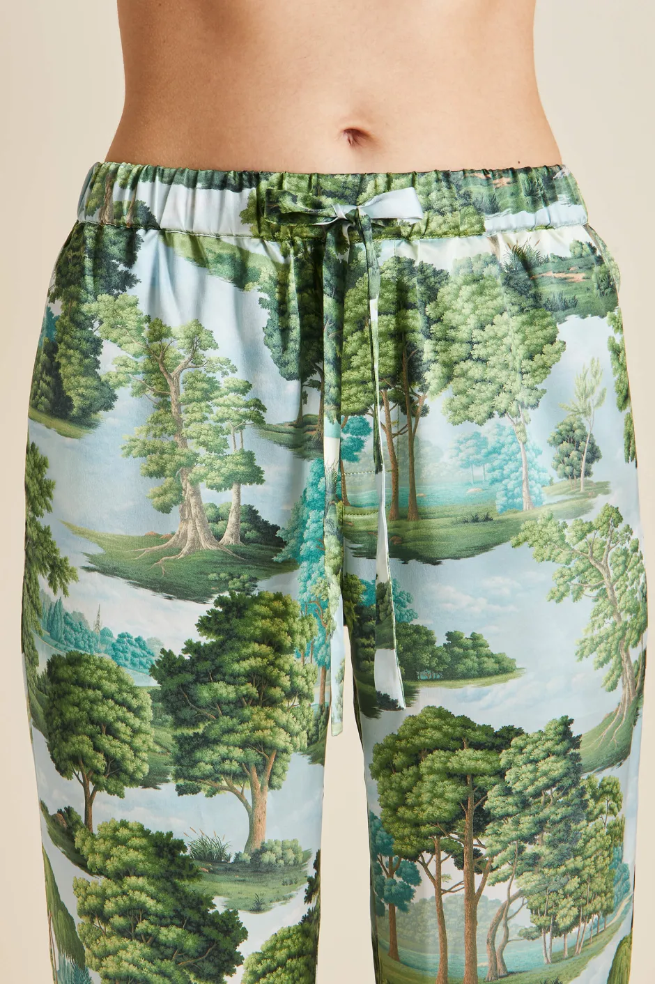 casablanca_hyde_park_green_pajamasin_silk_satin_6.webp Outlet Olivia von Halle Casablanca Hyde Park Pajamasin Silk Satin Green