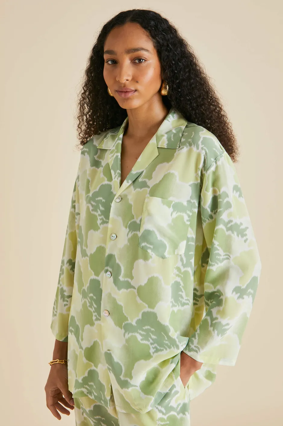 casablanca_luna_green_cloud_pajamasin_silk_crpe_de_chine_3.webp Hot Olivia von Halle Casablanca Luna Cloud Pajamasin Silk Crêpe de Chine Green