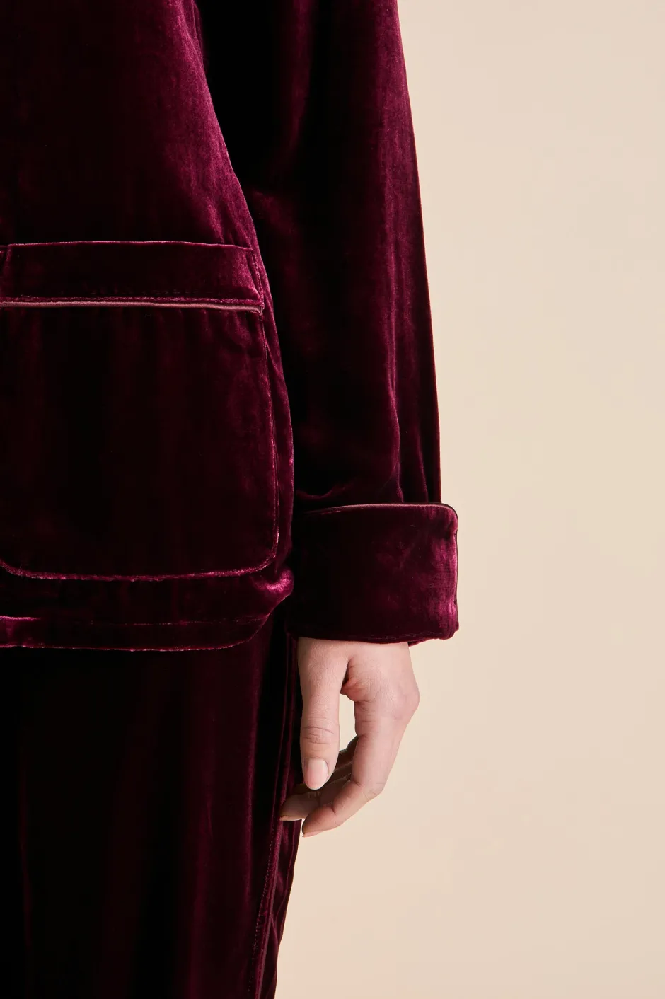 coco_burgundy_pyjamasin_silk_velvet_5.webp New Olivia von Halle Coco Pyjamasin Silk Velvet Burgundy