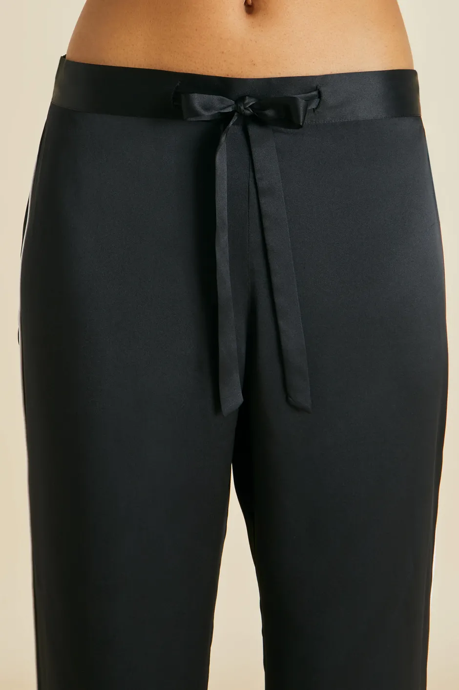 coco_jet_black_pajamasin_silk_satin_4.webp Online Olivia von Halle Coco Jet Pajamasin Silk Satin Black