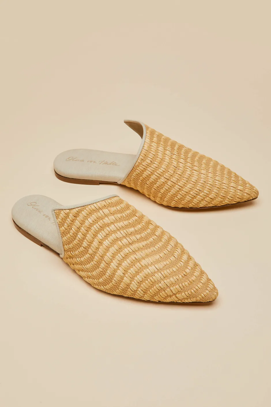 contessa_roscoe_beige_slippersin_raffia_3.webp Sale Olivia von Halle Contessa Roscoe Beige Slippersin Raffia