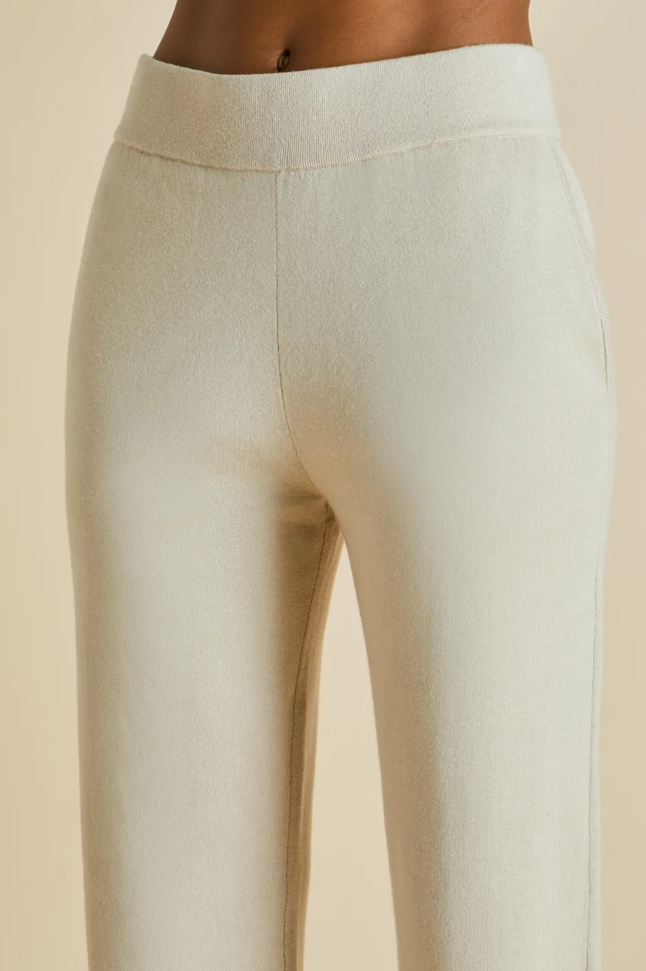 della_kasbah_cream_tracksuitin_silkcashmere_5.webp Clearance Olivia von Halle Della Kasbah Tracksuitin Silk-Cashmere Cream