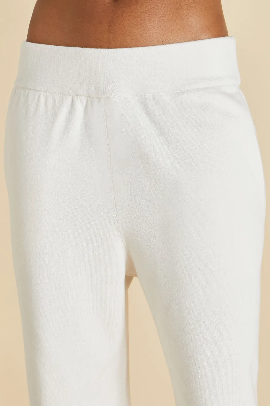 gia_alaska_ivory_tracksuitin_silkcashmere_6.webp Cheap Olivia von Halle Gia Alaska Tracksuitin Silk-Cashmere Ivory