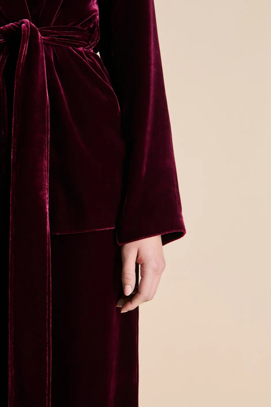 jagger_burgundy_pyjamasin_silk_velvet_5.webp Discount Olivia von Halle Jagger Pyjamasin Silk Velvet Burgundy