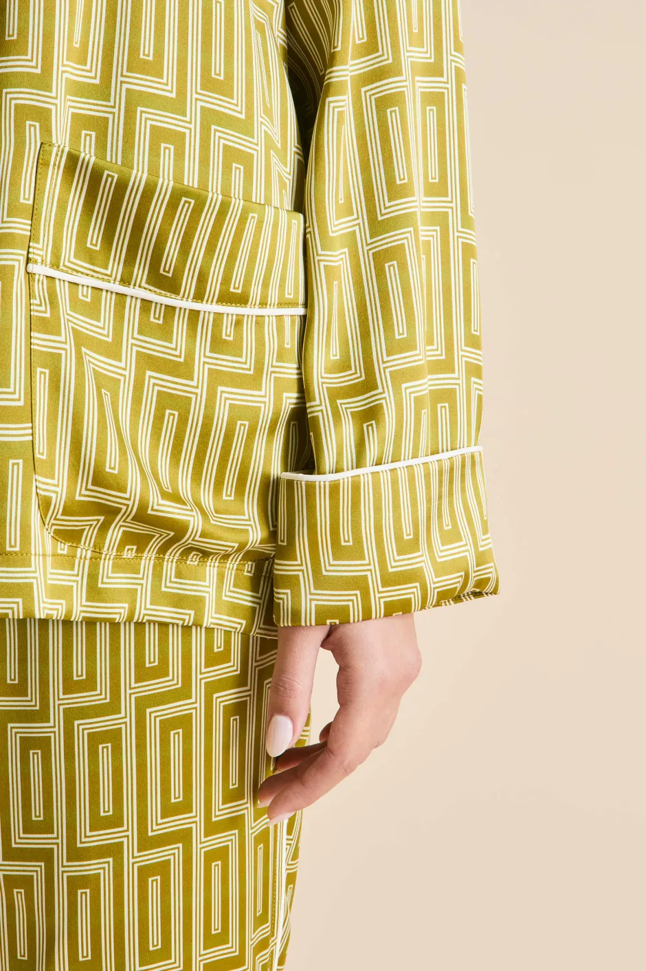 laurent_ruhlmann_gold_geometric_pajamasin_silk_satin_6.webp Best Sale Olivia von Halle Laurent Ruhlmann Geometric Pajamasin Silk Satin Gold