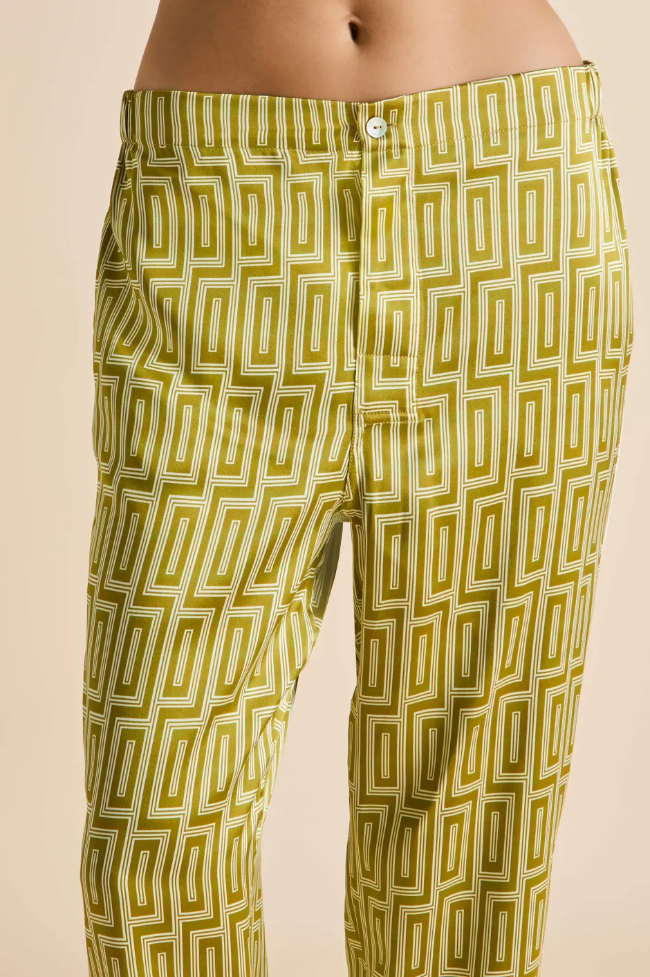 laurent_ruhlmann_gold_geometric_pajamasin_silk_satin_7.webp Best Sale Olivia von Halle Laurent Ruhlmann Geometric Pajamasin Silk Satin Gold