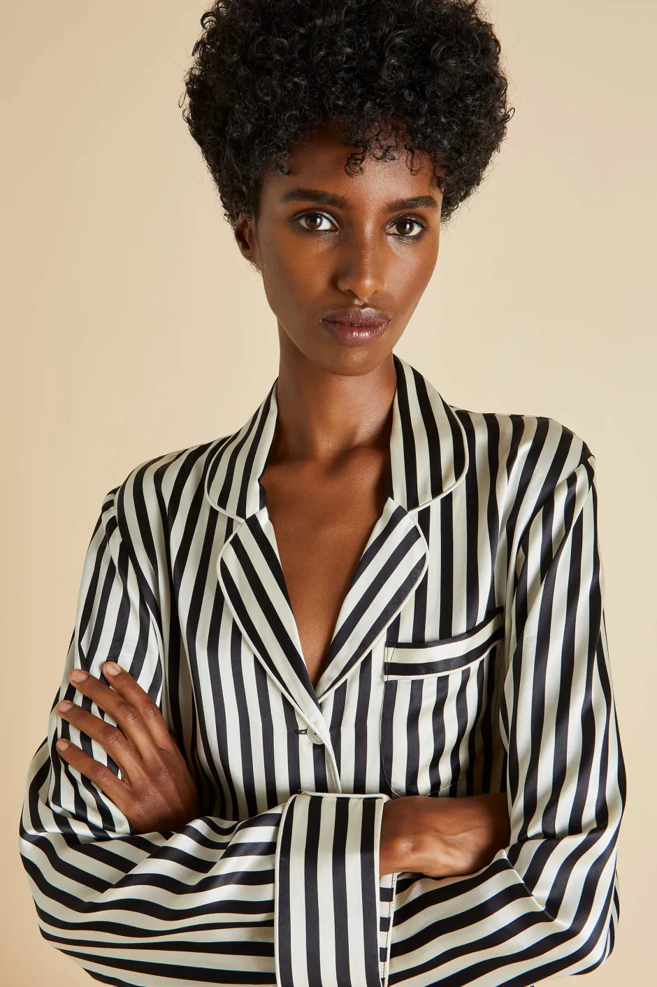 lila_nika_pajamasin_silk_satin_2.webp Shop Olivia von Halle Lila Nika Pajamasin Silk Satin Black