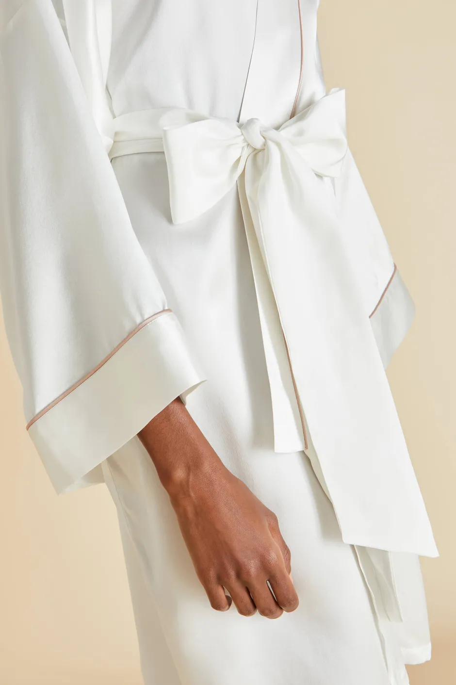 mimi_ivory_oyster_robein_silk_satin_3.webp Clearance Olivia von Halle Mimi Oyster Robein Silk Satin Ivory