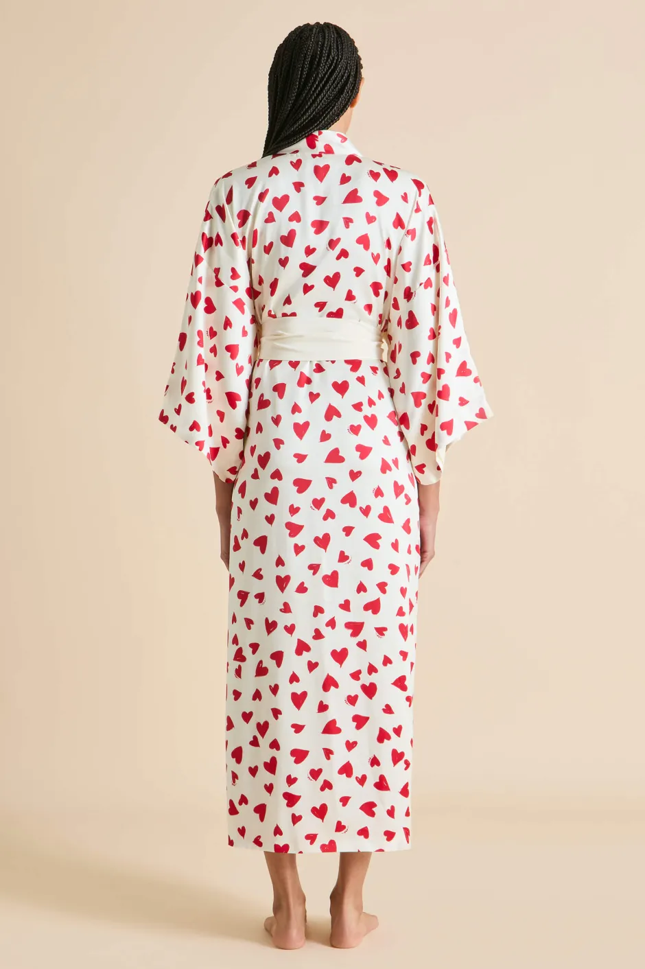 queenie_amore_red_heart_robein_silk_satin_3.webp Shop Olivia von Halle Queenie Amore Red Heart Robein Silk Satin Ivory