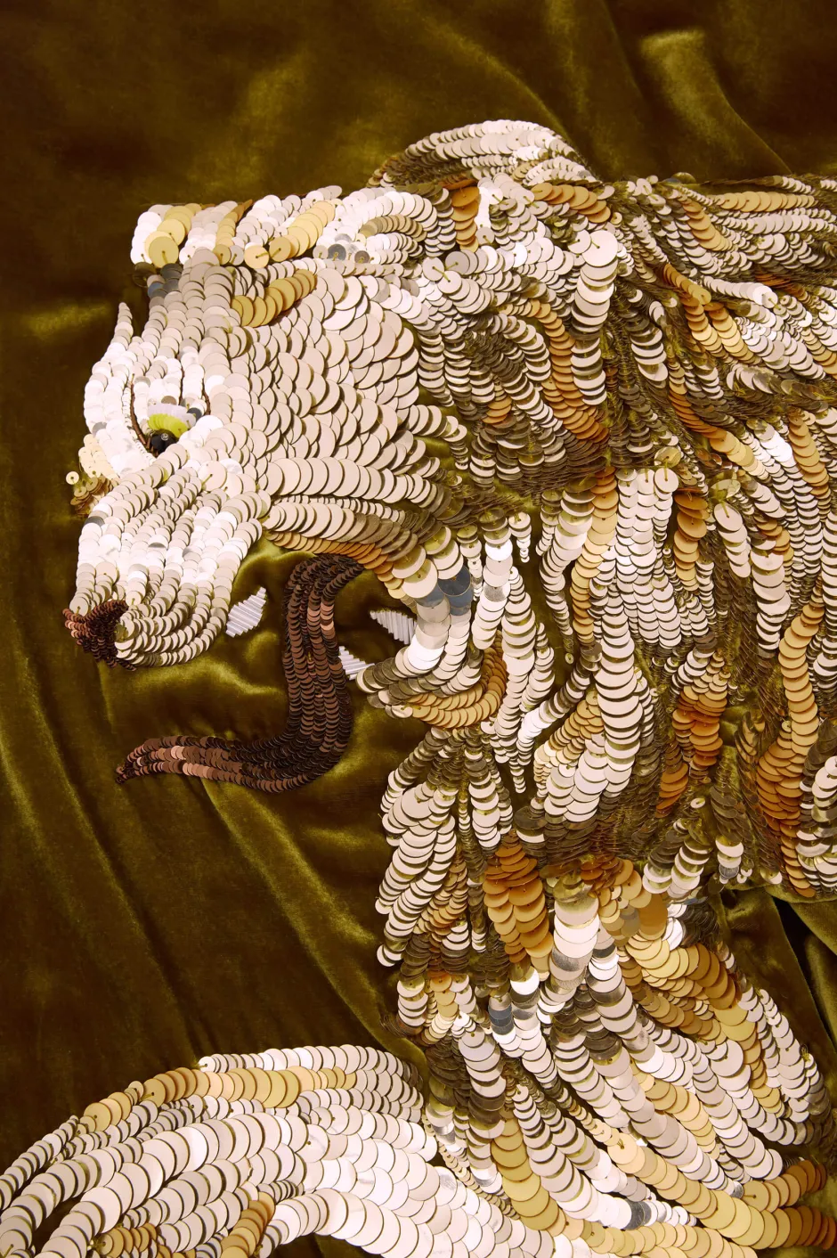 queenie_august_gold_embellished_robein_silk_velvet_5.webp Flash Sale Olivia von Halle Queenie August Gold Embellished Robein Silk Velvet