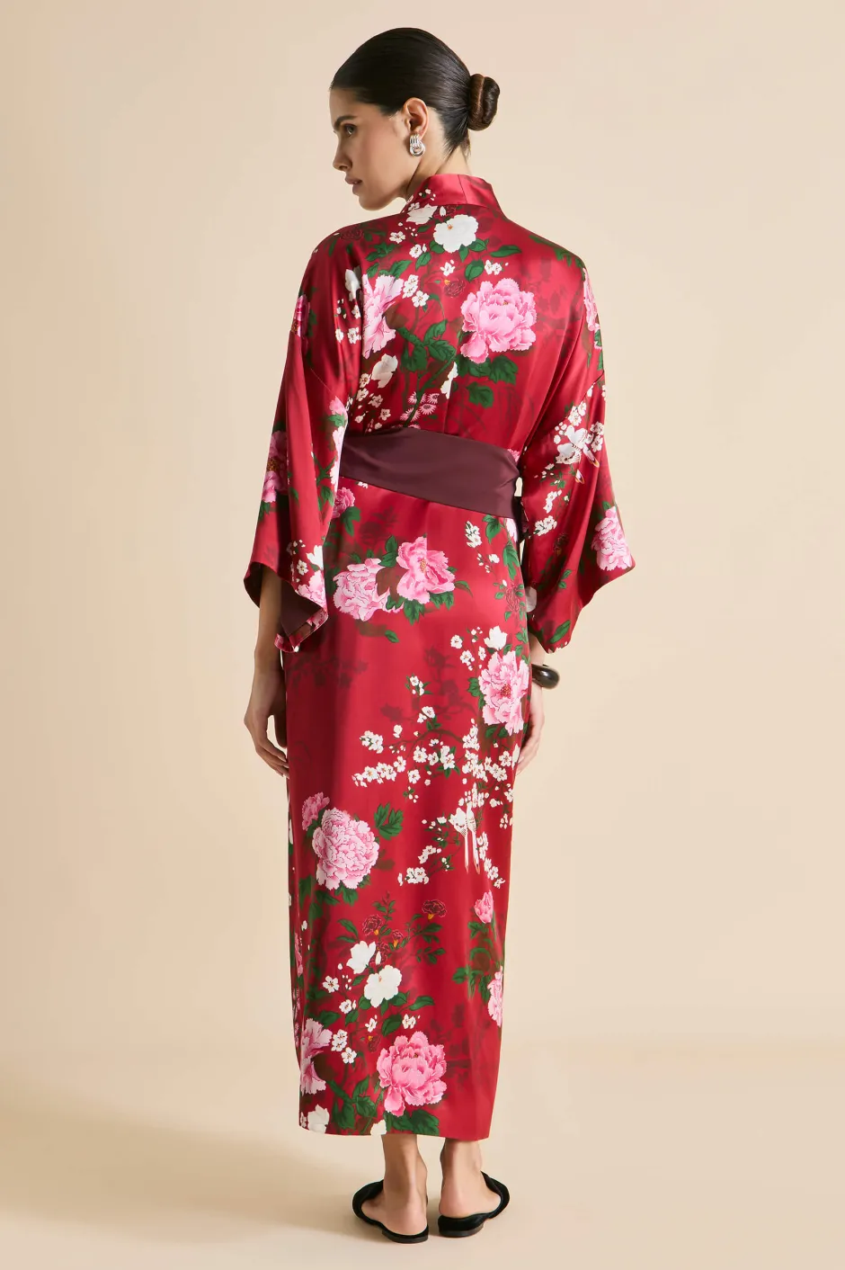 queenie_tardieu_red_floral_robein_silk_satin_3.webp Discount Olivia von Halle Queenie Tardieu Floral Robein Silk Satin Red