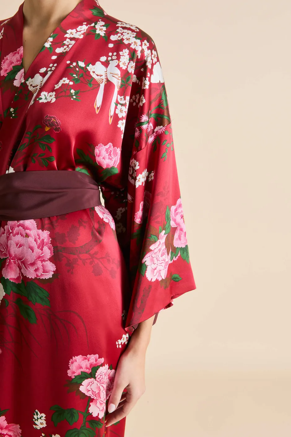 queenie_tardieu_red_floral_robein_silk_satin_4.webp Discount Olivia von Halle Queenie Tardieu Floral Robein Silk Satin Red