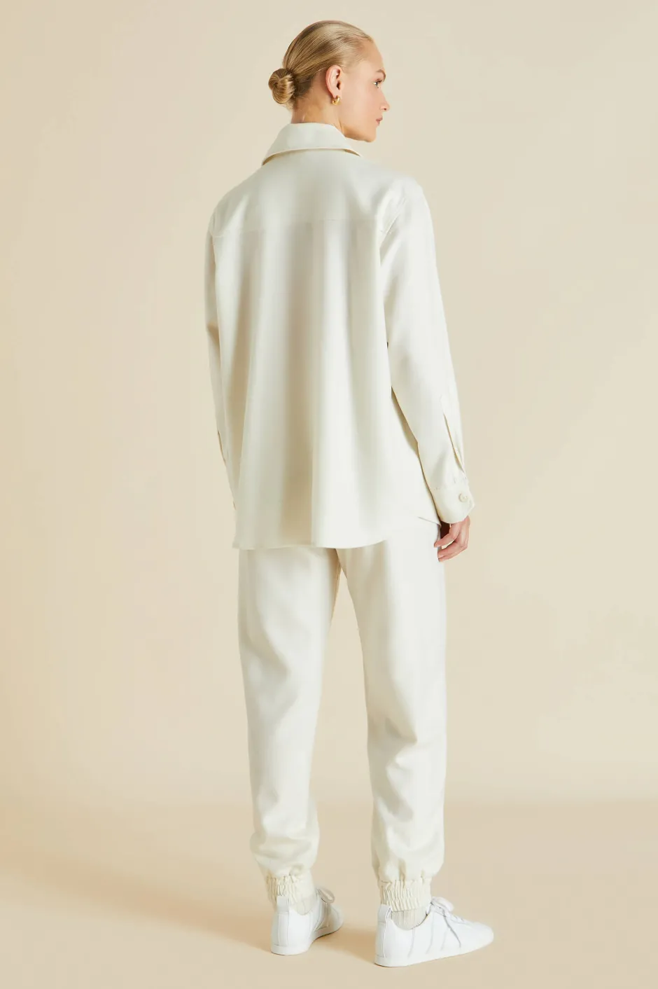 radziwill_aspen_ivory_tracksuitin_cashmere_2.webp Fashion Olivia von Halle Radziwill Aspen Tracksuitin Cashmere Ivory