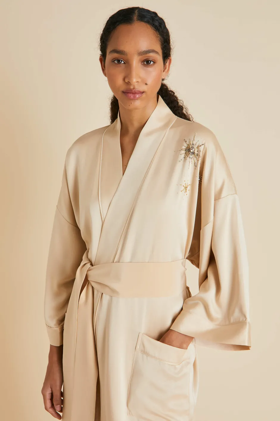 sabine_celestine_caramel_embellished_robein_sandwashed_silk_5.webp Cheap Olivia von Halle Sabine Celestine Caramel Embellished Robein Sandwashed Silk