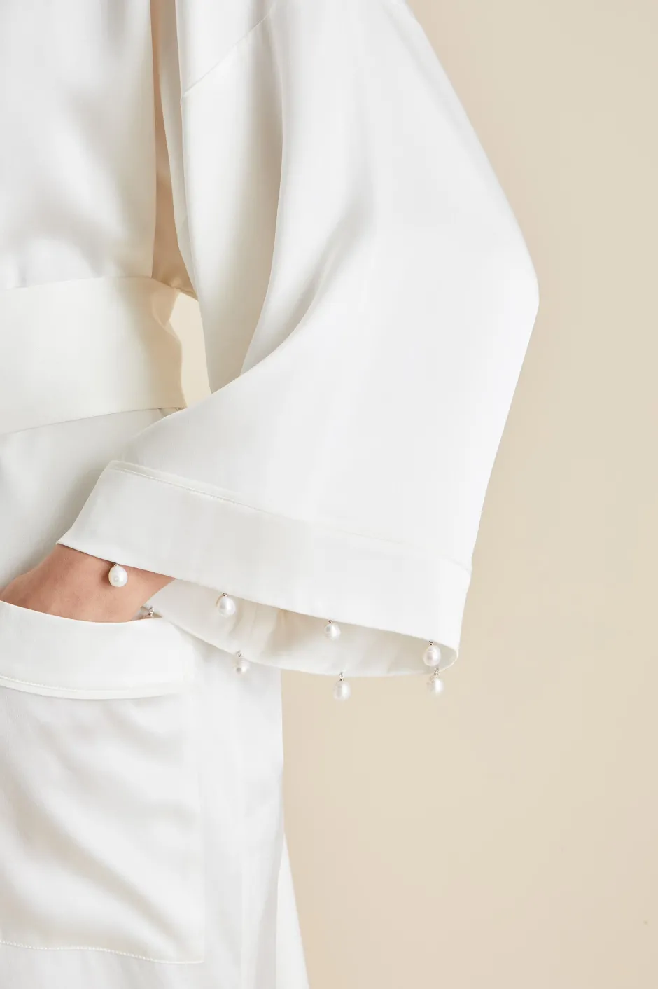 sabine_ivory_pearl_robein_silk_satin_5.webp Clearance Olivia von Halle Sabine Pearl Robein Silk Satin Ivory