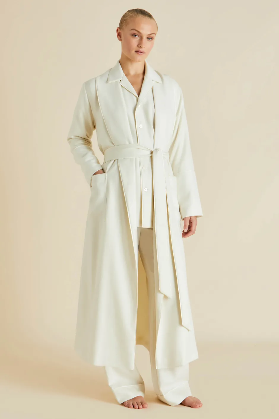 vanderbilt_aspen_ivory_pajamasin_cashmere_4.webp Shop Olivia von Halle Vanderbilt Aspen Pajamasin Cashmere Ivory