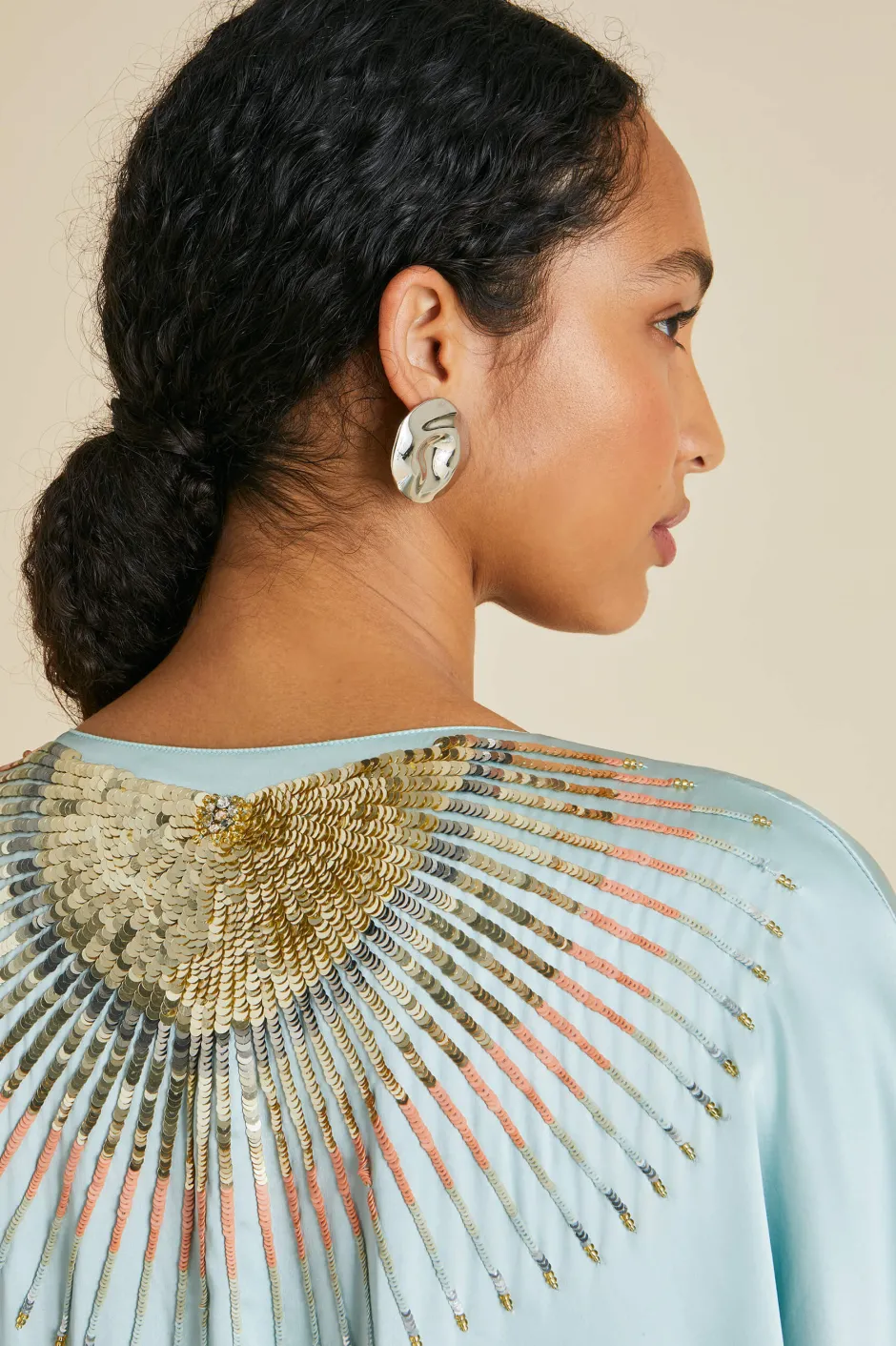 vreeland_incantation_blue_embellished_dressin_sandwashed_silk_2.webp New Olivia von Halle Vreeland Incantation Blue Embellished Dressin Sandwashed Silk